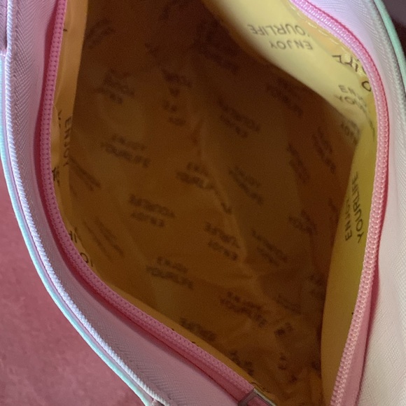 Hello kitty zip mini purse with straps - Picture 5 of 6